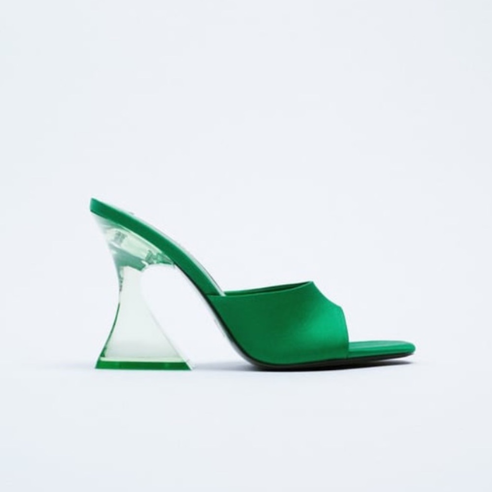 GREEN HIGH HEELED METHACRYLATE SANDALS